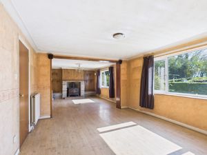 Living / Dining Room- click for photo gallery